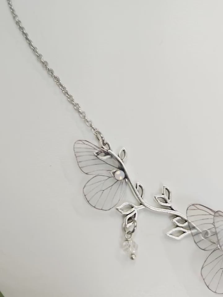 instagram_elirisea_DV_tqEyCCTK_3854116613423427701.mp4